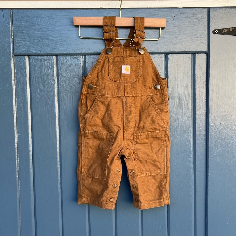 Carhartt Overalls Durable
Canvas Bottoms Size 3M